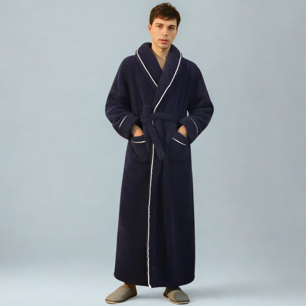 Sherpa Comfort Bathrobe — size and scale reference