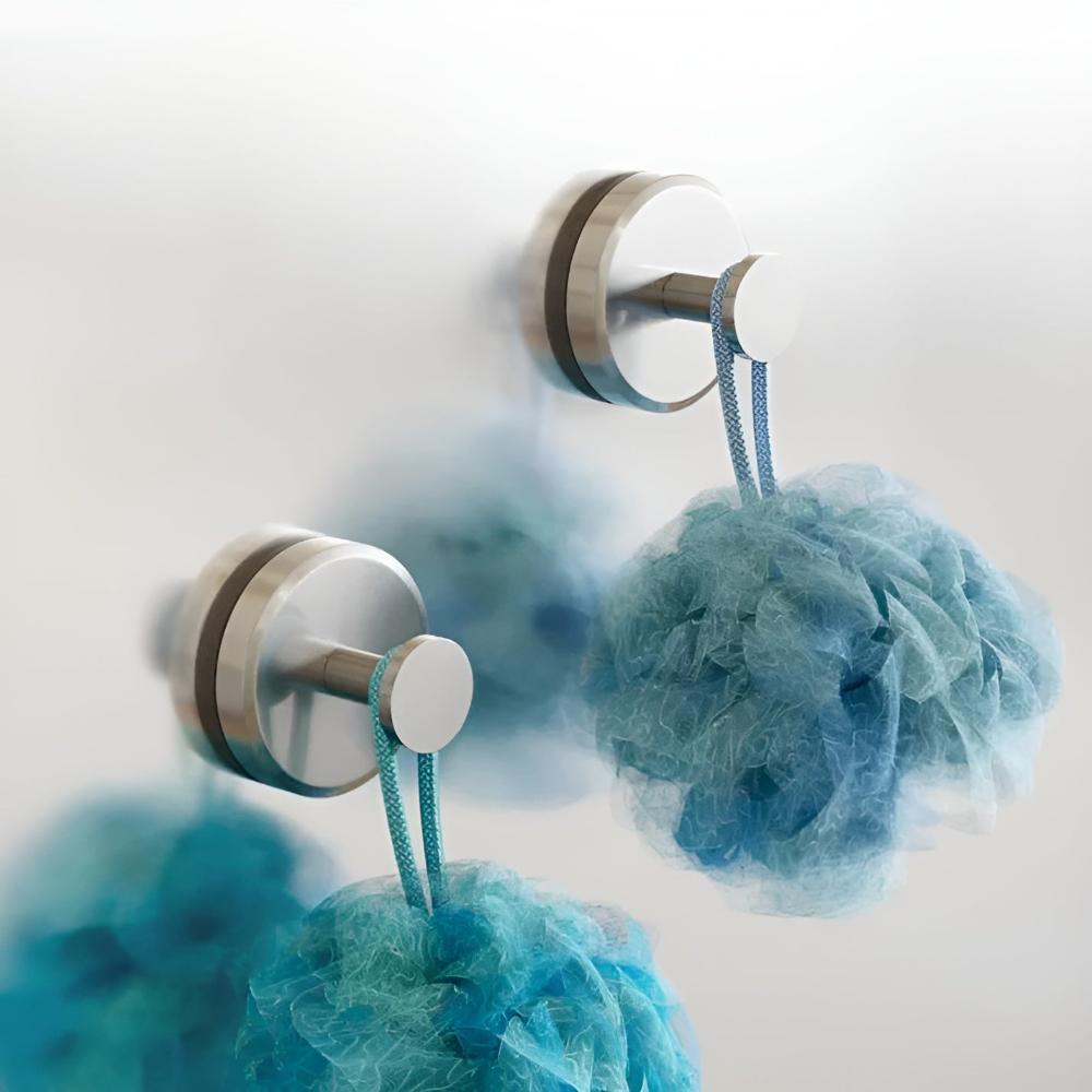 Grip Lock Shower Hooks — material texture close-up