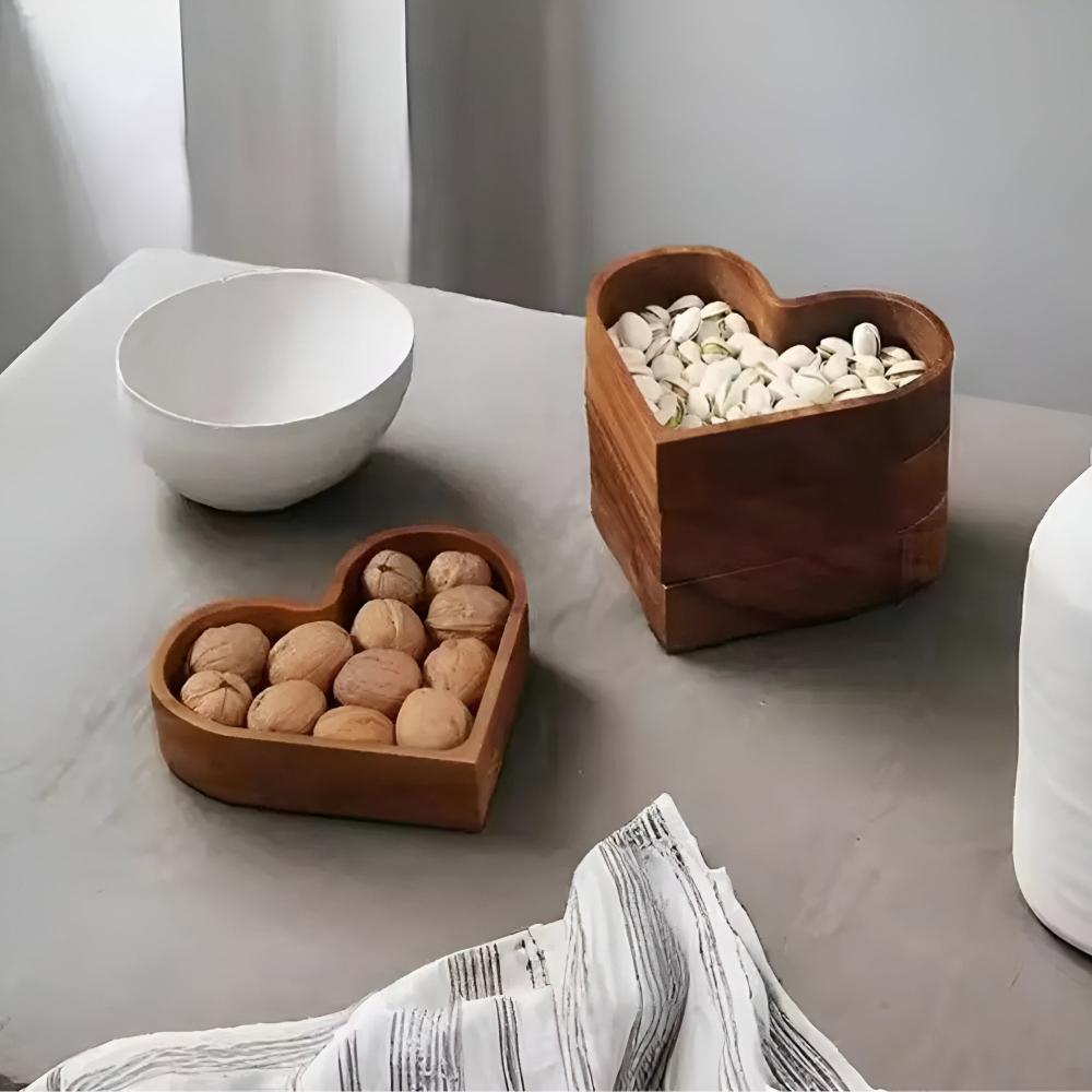 Heart-Shaped Wooden Snack Tray | 4 pcs — product feature detail