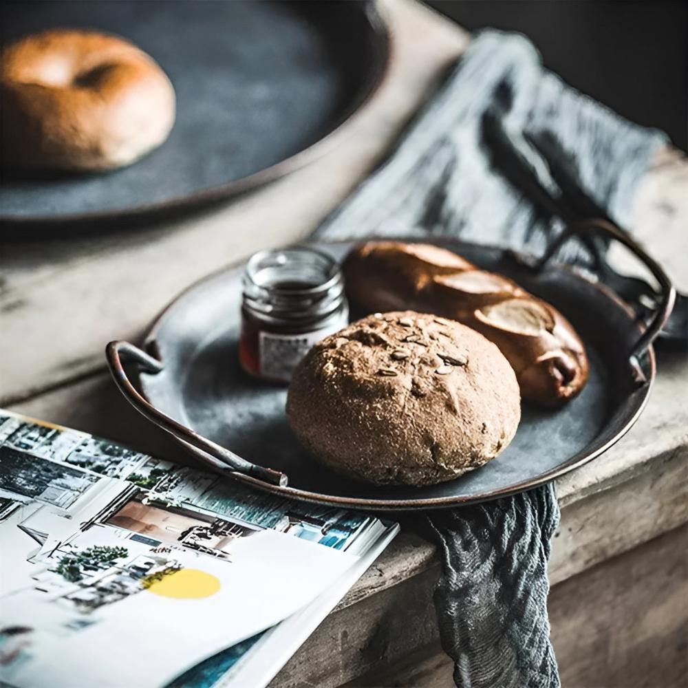 Retro Round Metal Dinner Serving Trays — material texture close-up