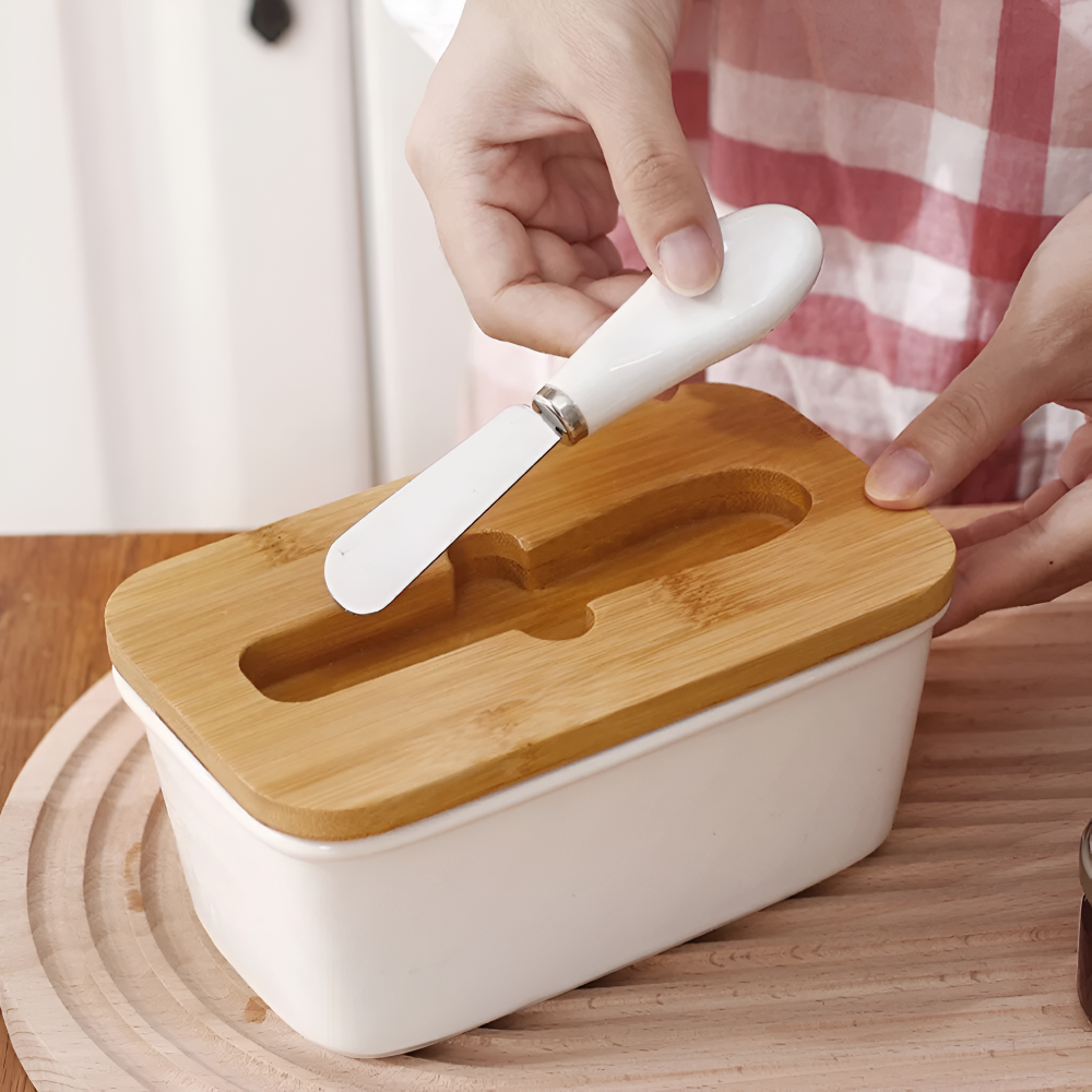 Sleek Butter Cutter Container — additional view