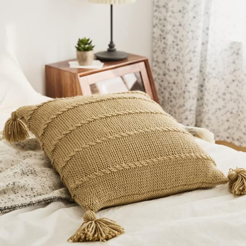 Nordic Knitted Tassel Cushion — product feature detail