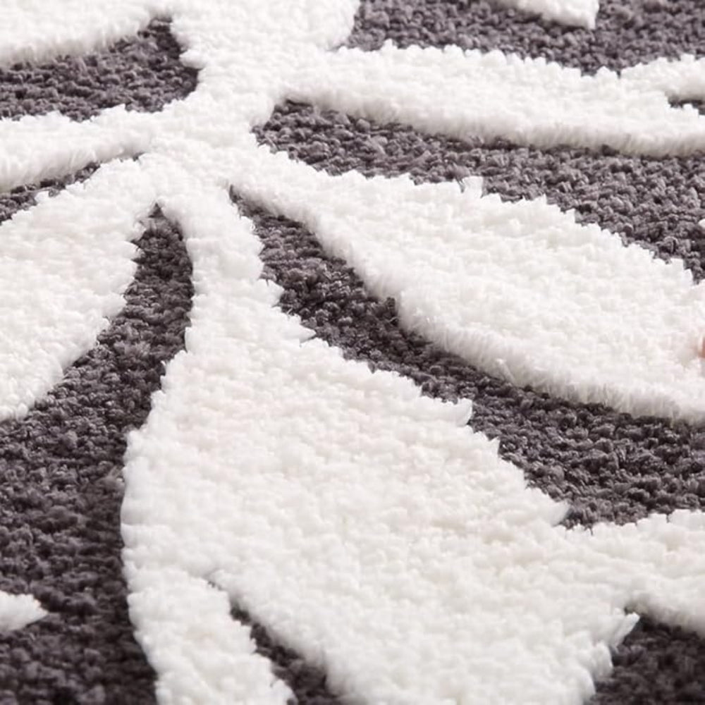 Zyphire Leaf Pattern Bath Mat — product feature detail