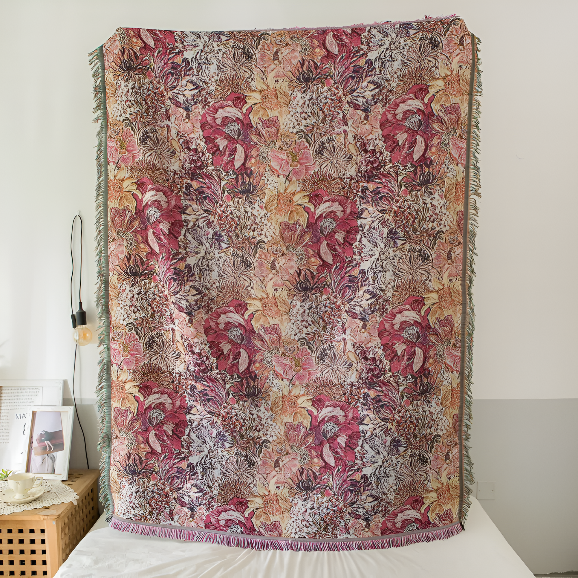 Vintage Floral Tassel Throw Blanket — main product photo