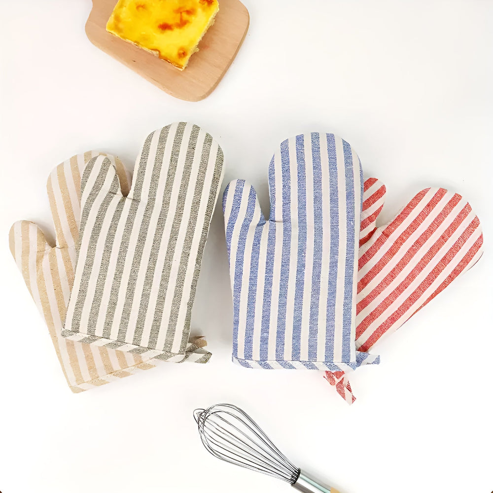Premium Striped Heat-Resistant Oven Mitt — main product photo