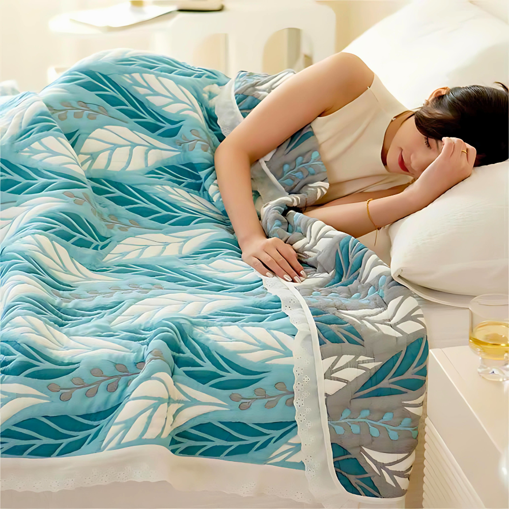 Lush Leaf Bamboo Fibre Breathable Blanket — product detail view