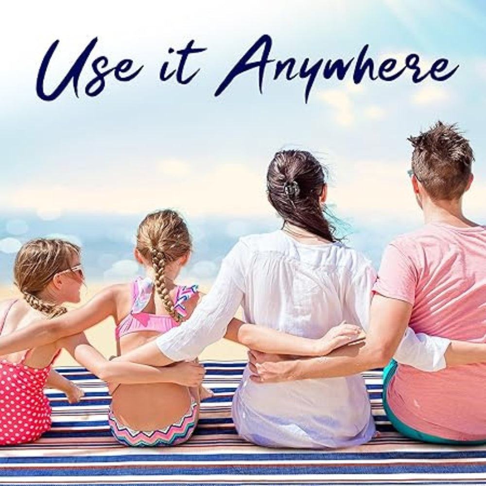 Dual-Layer Handy Picnic Mat — product close-up