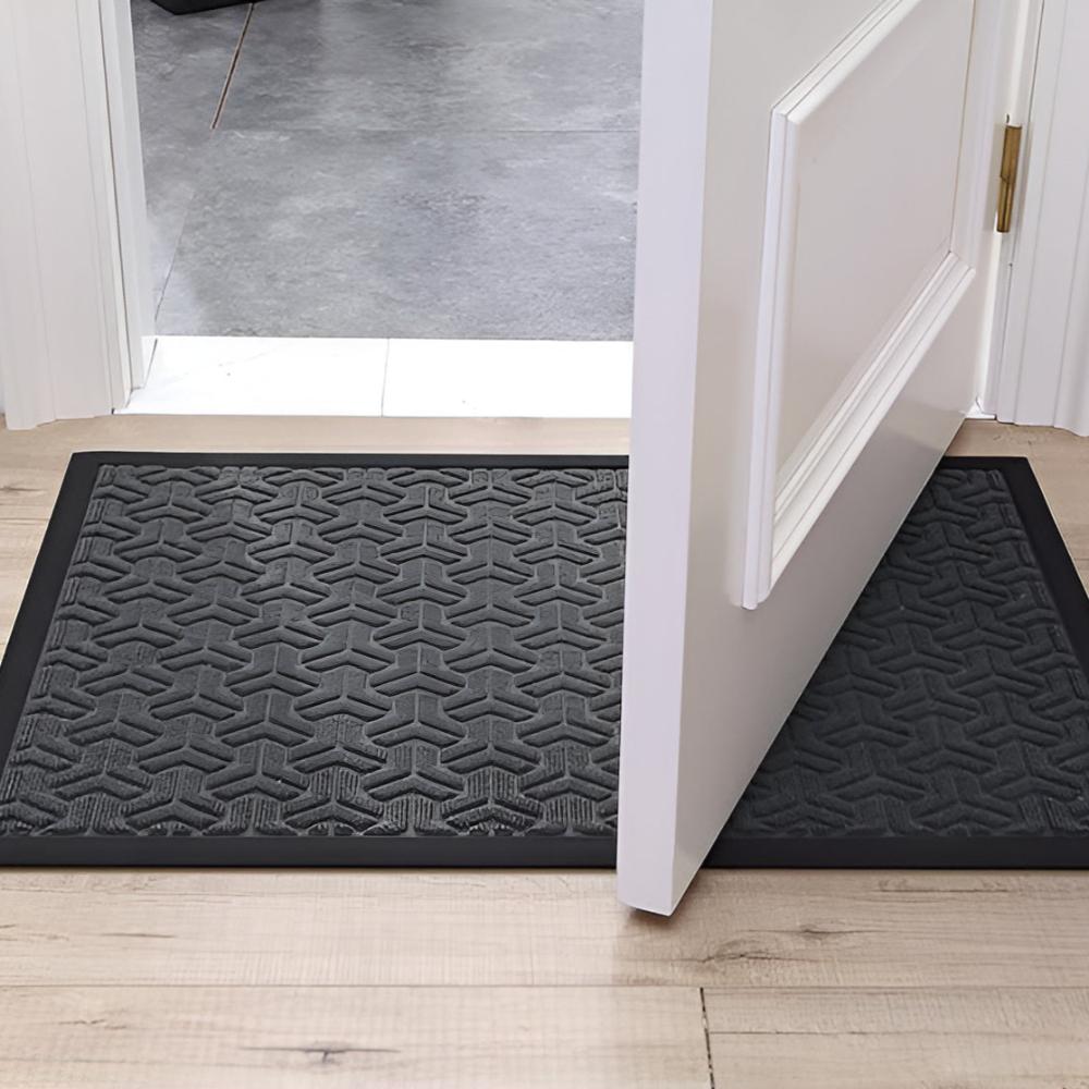 Geometric Entryway Door Mat — product detail view
