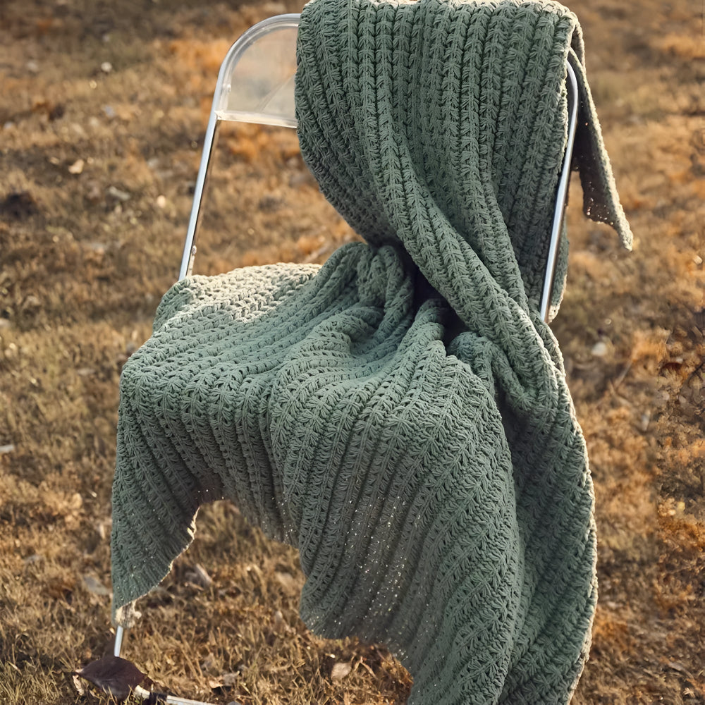 Vintage Chunky Knit Blanket — product close-up