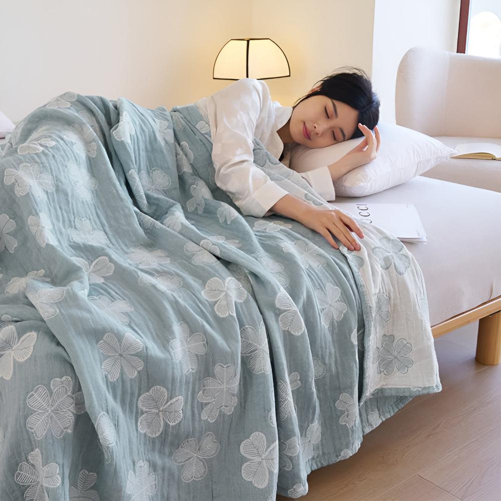 Four Clover Leaf Cotton Blanket — product close-up