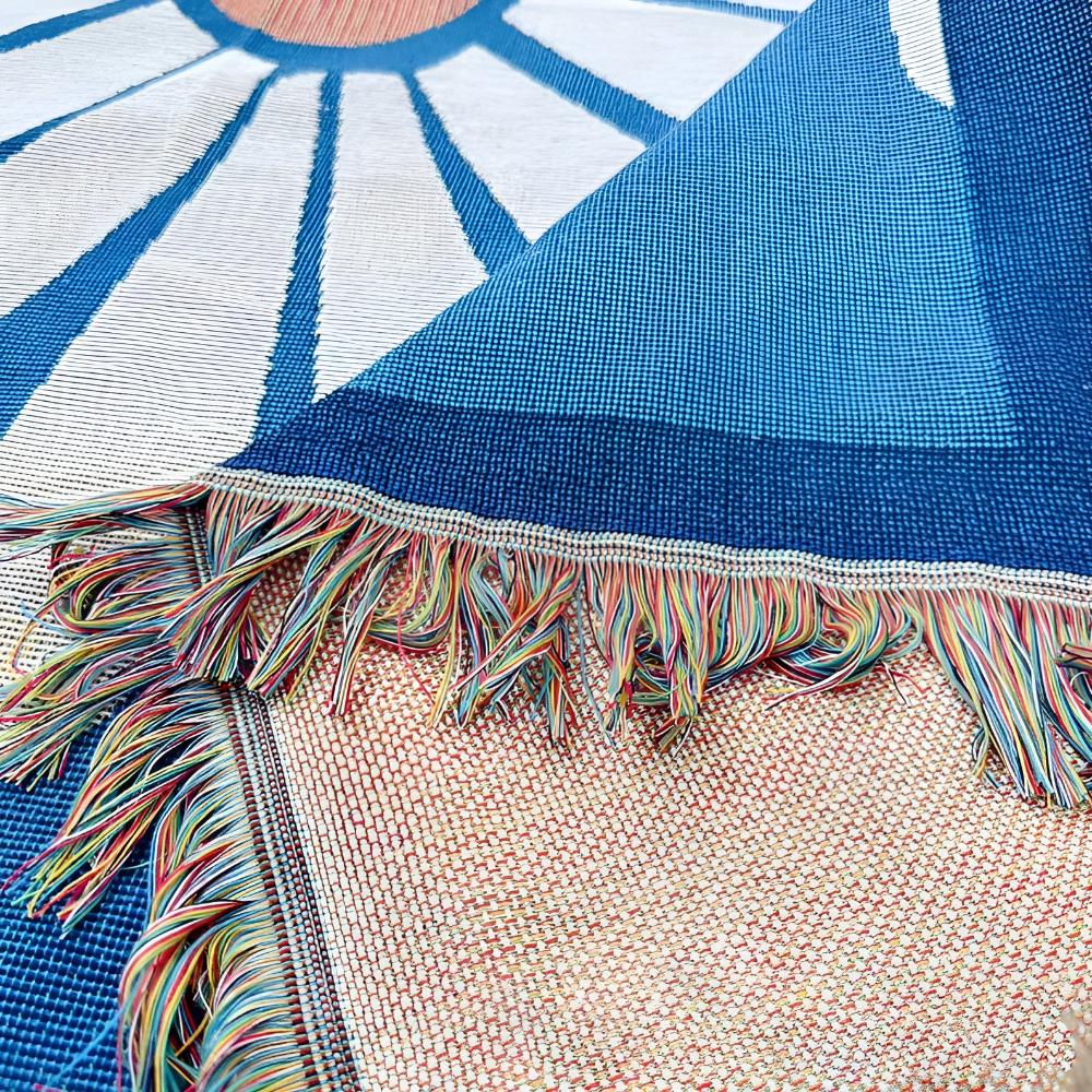 Cosy Daisy Woven Throw — alternate angle view