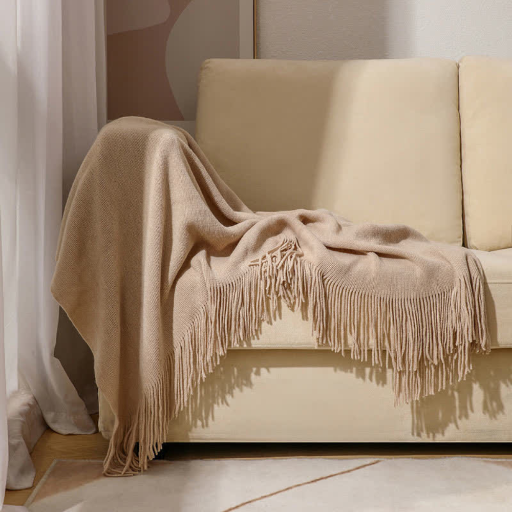 Chunky Knit Tassel Blanket — additional view