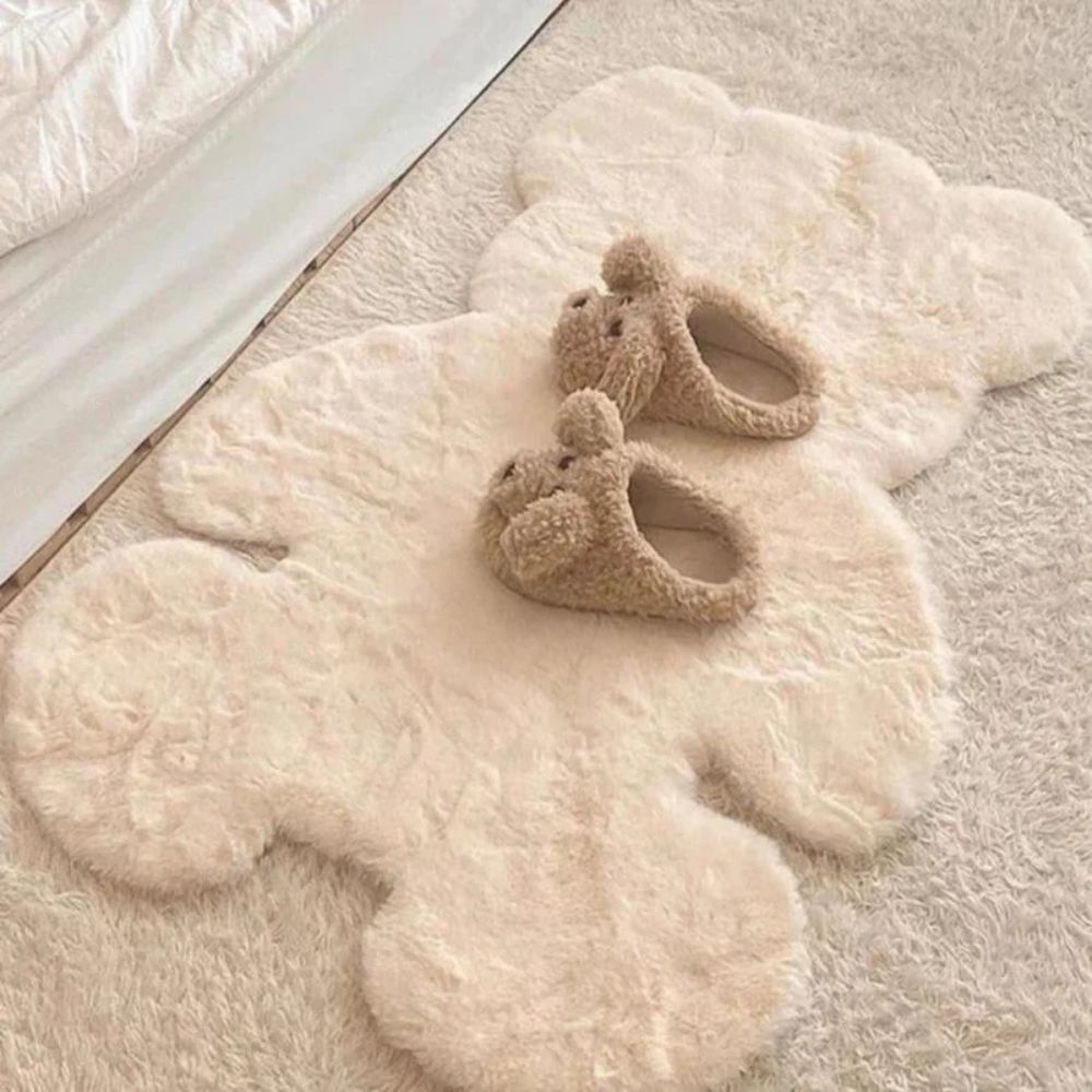 Fluffy Charm Teddy Bear Rug — product detail view