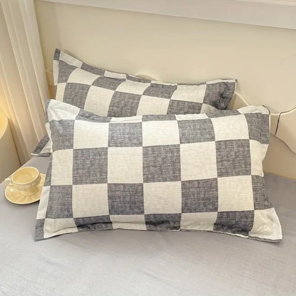 Chateau Checkered Bedding Set | 3pcs Set — product close-up