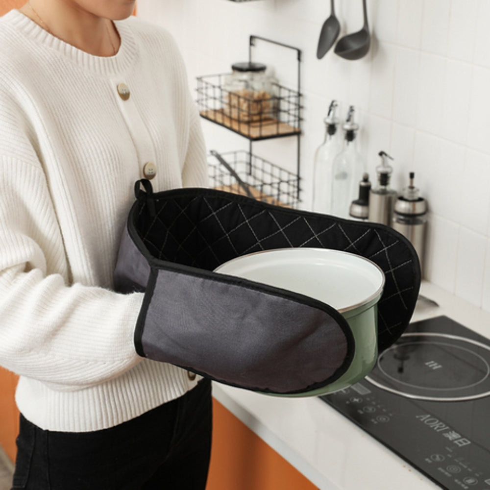 Extra Long Non-Slip Kitchen Mitt — main product photo