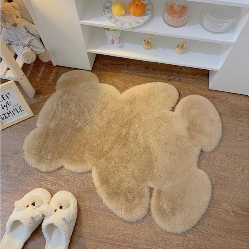 Fluffy Charm Teddy Bear Rug — product close-up