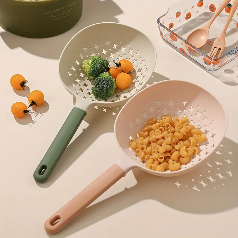 Heat-Resistant Plastic Colander Strainer — product detail view