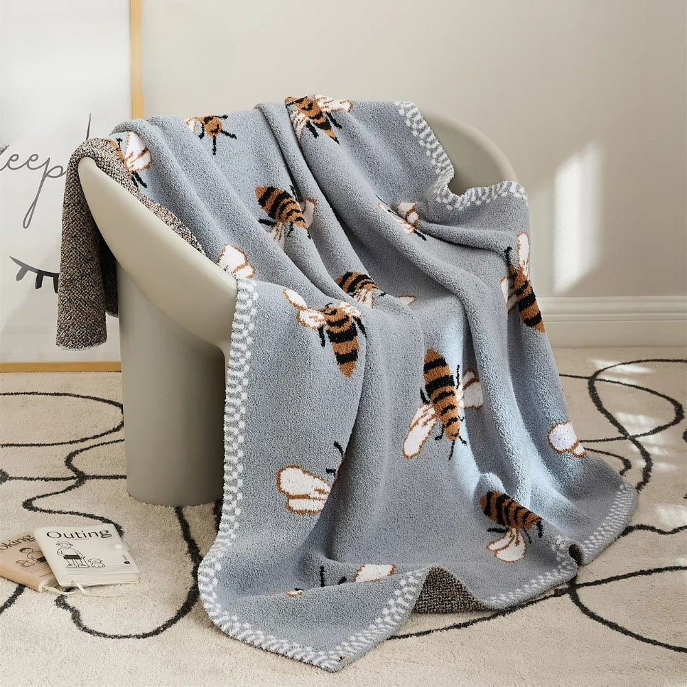 Fuzzy Bee Pattern Throw Blanket — main product photo