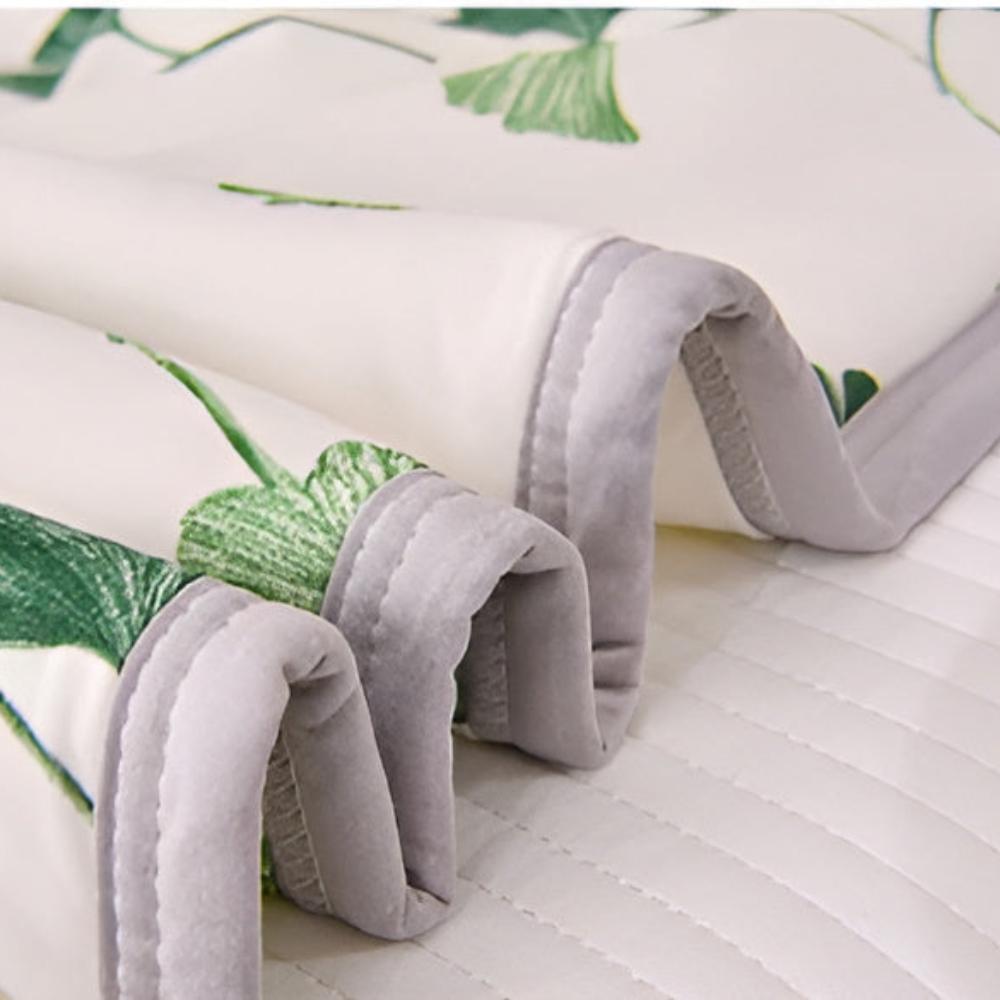 Ginkgo Leaf Comfort Blanket — additional view