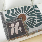 Floral Daisy Woven Throw Blanket — product detail view