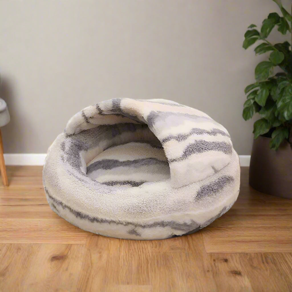 Lavish Marble Striped Pet Bed — product detail view