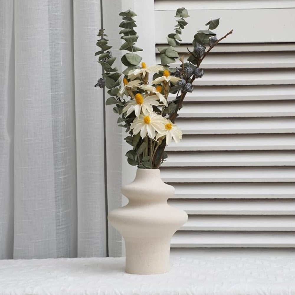 Nordic Beige Ceramic Flower Vase — product close-up