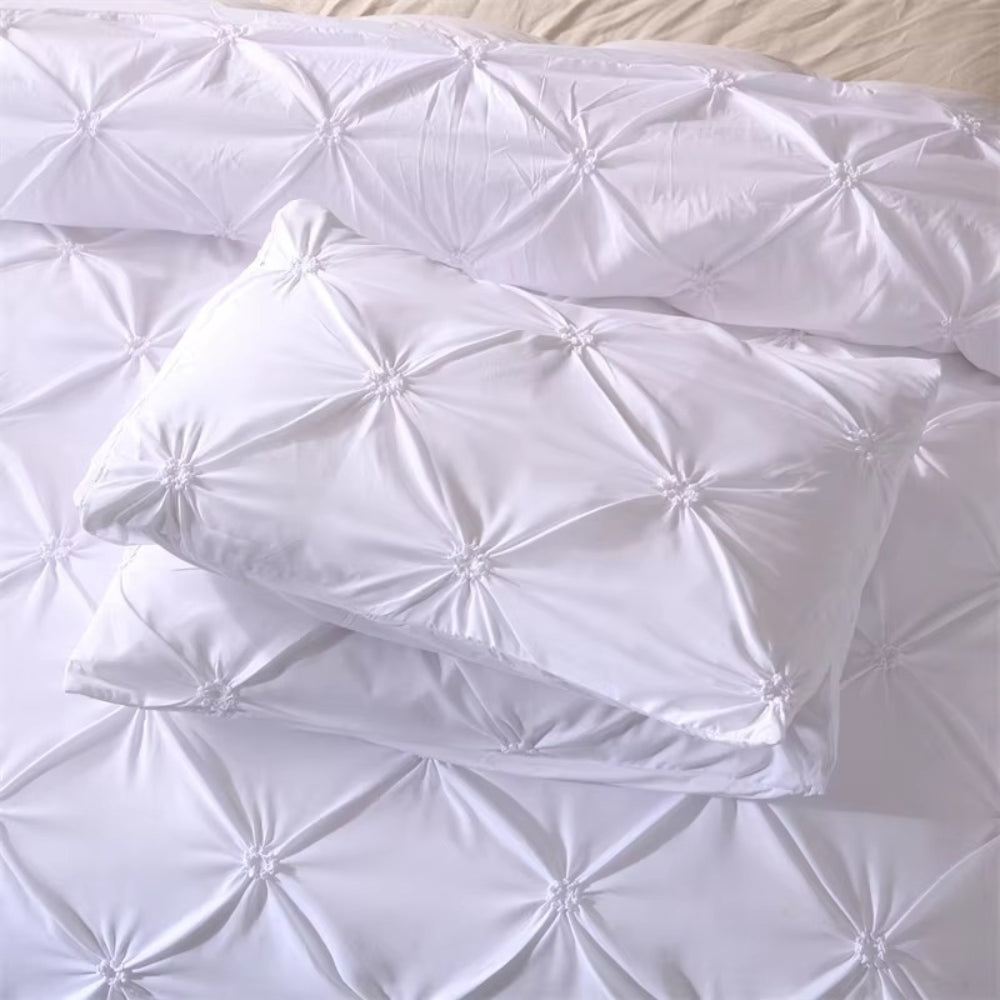 Airweave Pintuck | 3pcs Quilt Cover Set — product feature detail