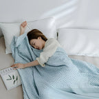 Cosy Maze Pure Cotton Blanket — product close-up