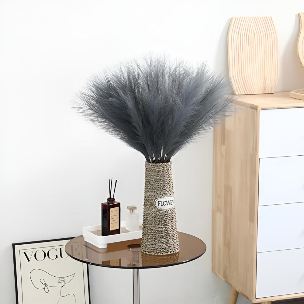 Stylish Faux Pampas Grass Stems | 3 Pcs — material texture close-up