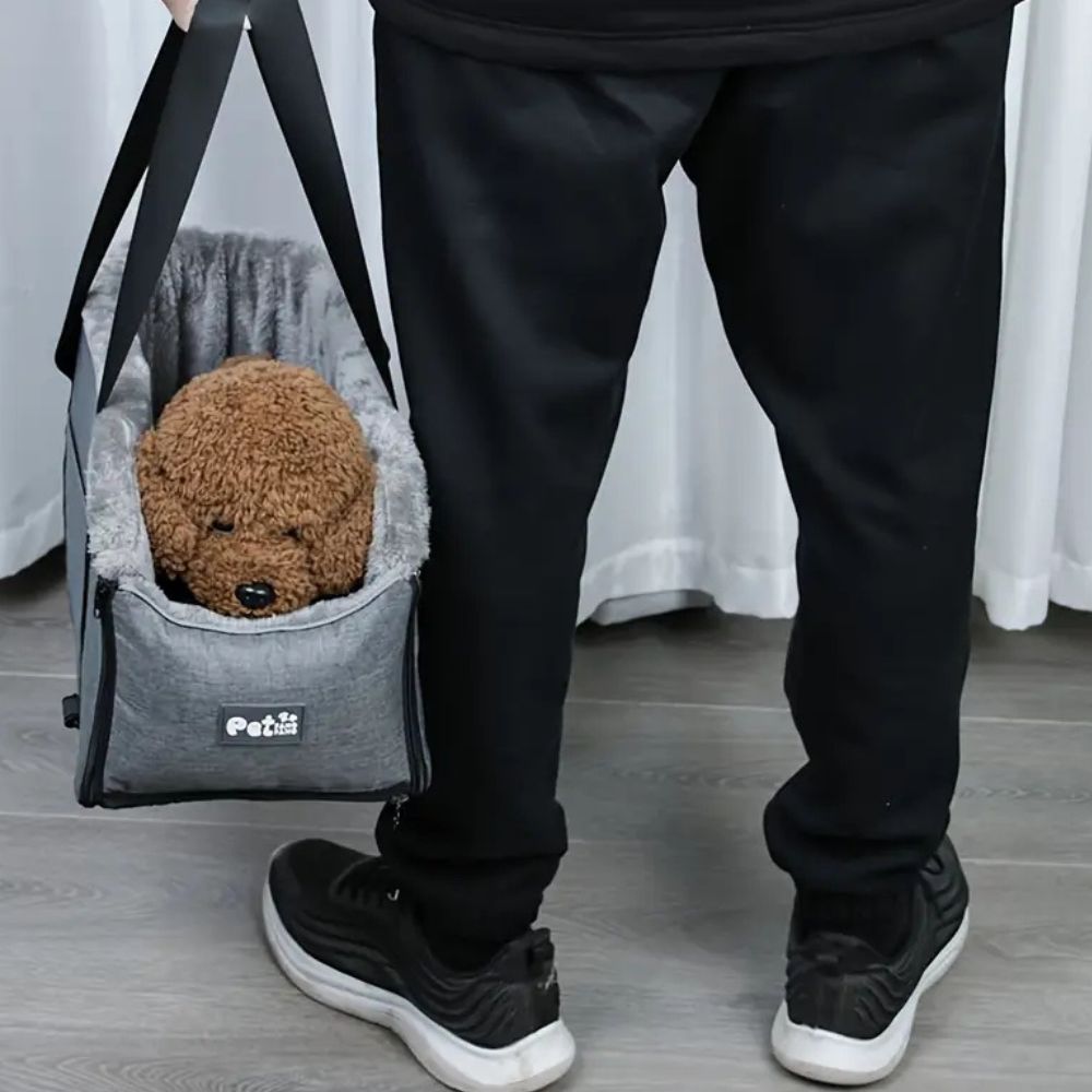 Cloud Paws Travel Booster Seat — product detail view