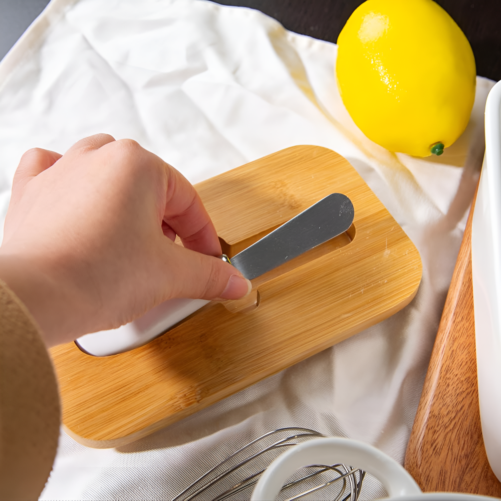 Sleek Butter Cutter Container — product close-up