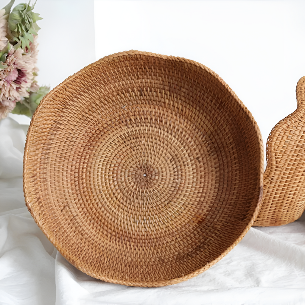 Natural Rattan Handwoven Fruit Basket — product feature detail