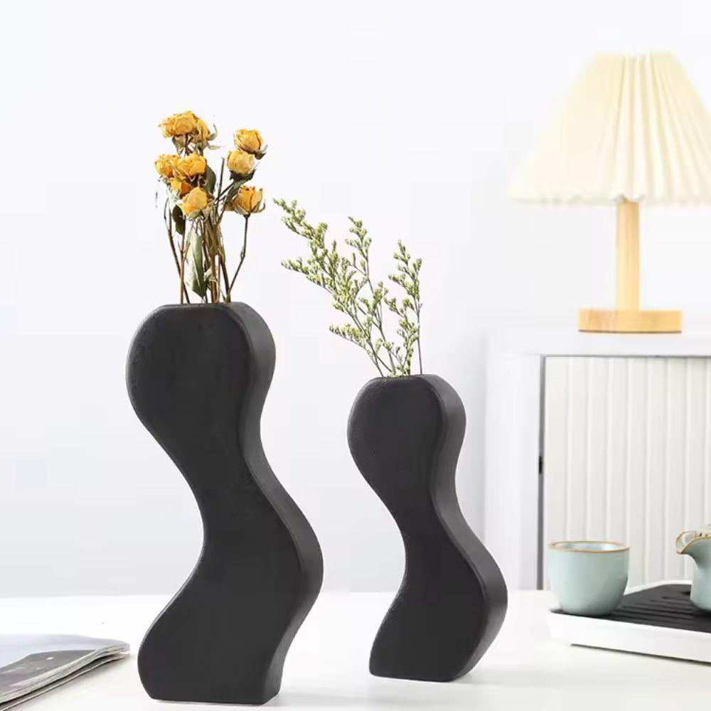 Unity Flow Ceramic Vase Set — lifestyle shot