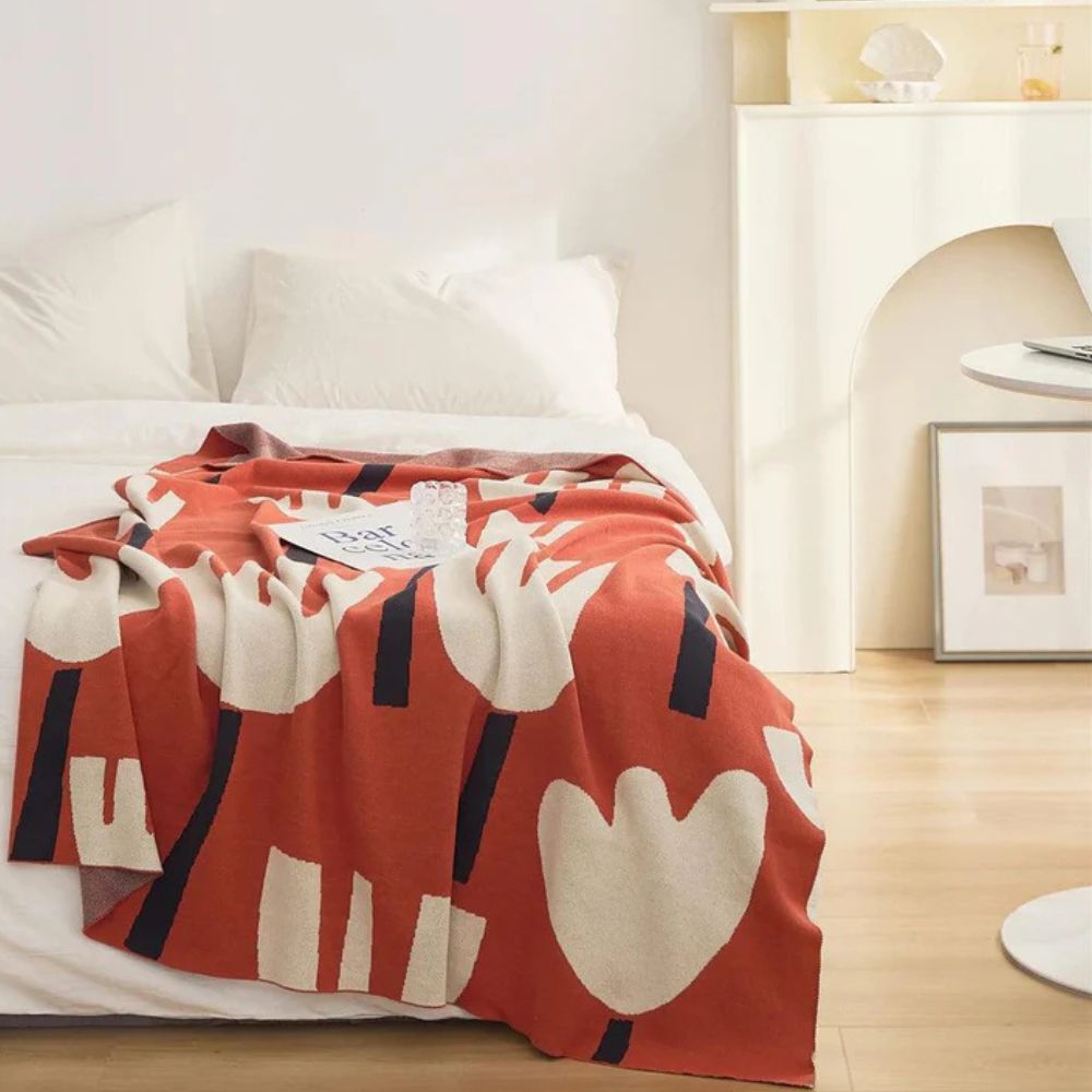 Spring Tulip Floral Knitted Blanket — product feature detail