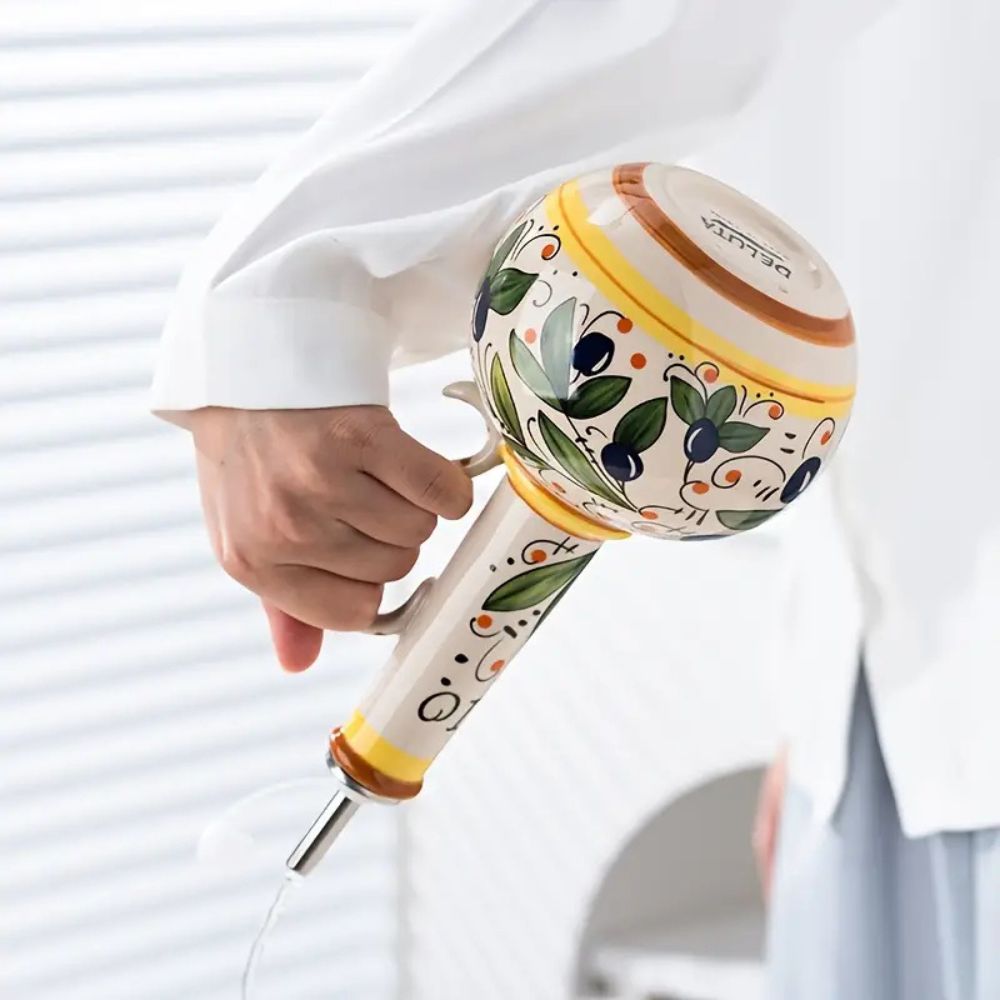 Ceramico Oil Drizzle Dispenser Bottle — product close-up