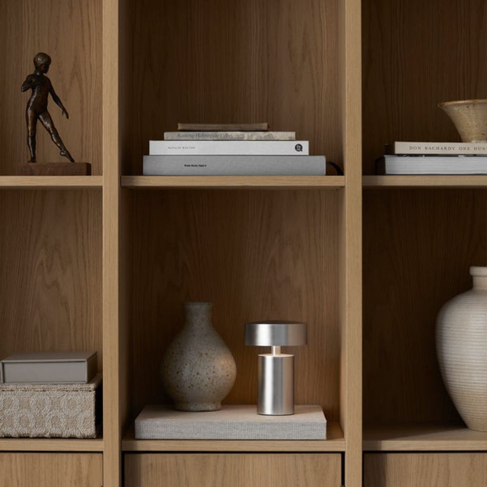 Lumé Column LED Table Lamp — material texture close-up