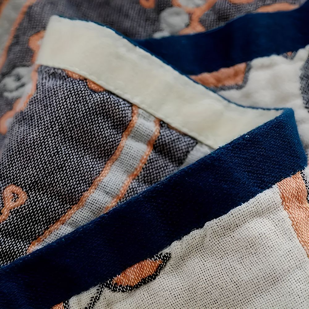 Floral Pattern Cotton Blanket — product detail view
