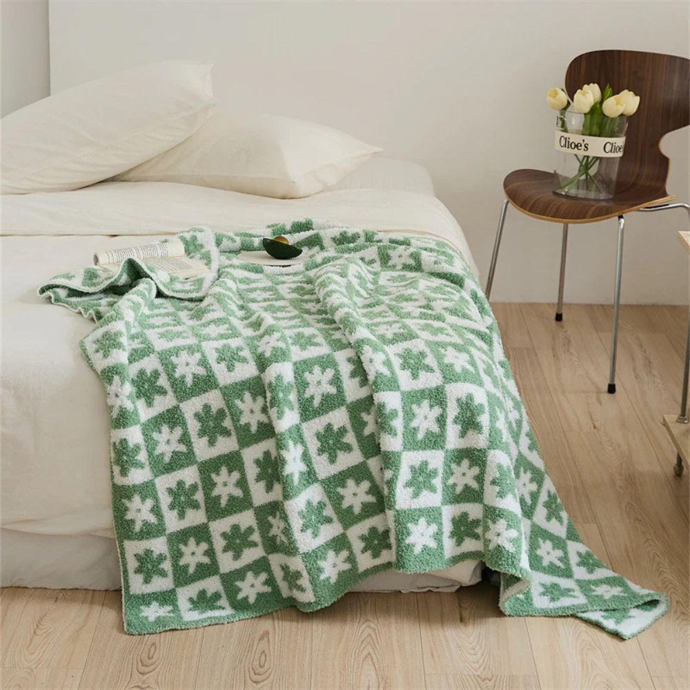 Floriva Checkerboard Daisy Throw Blanket — additional view