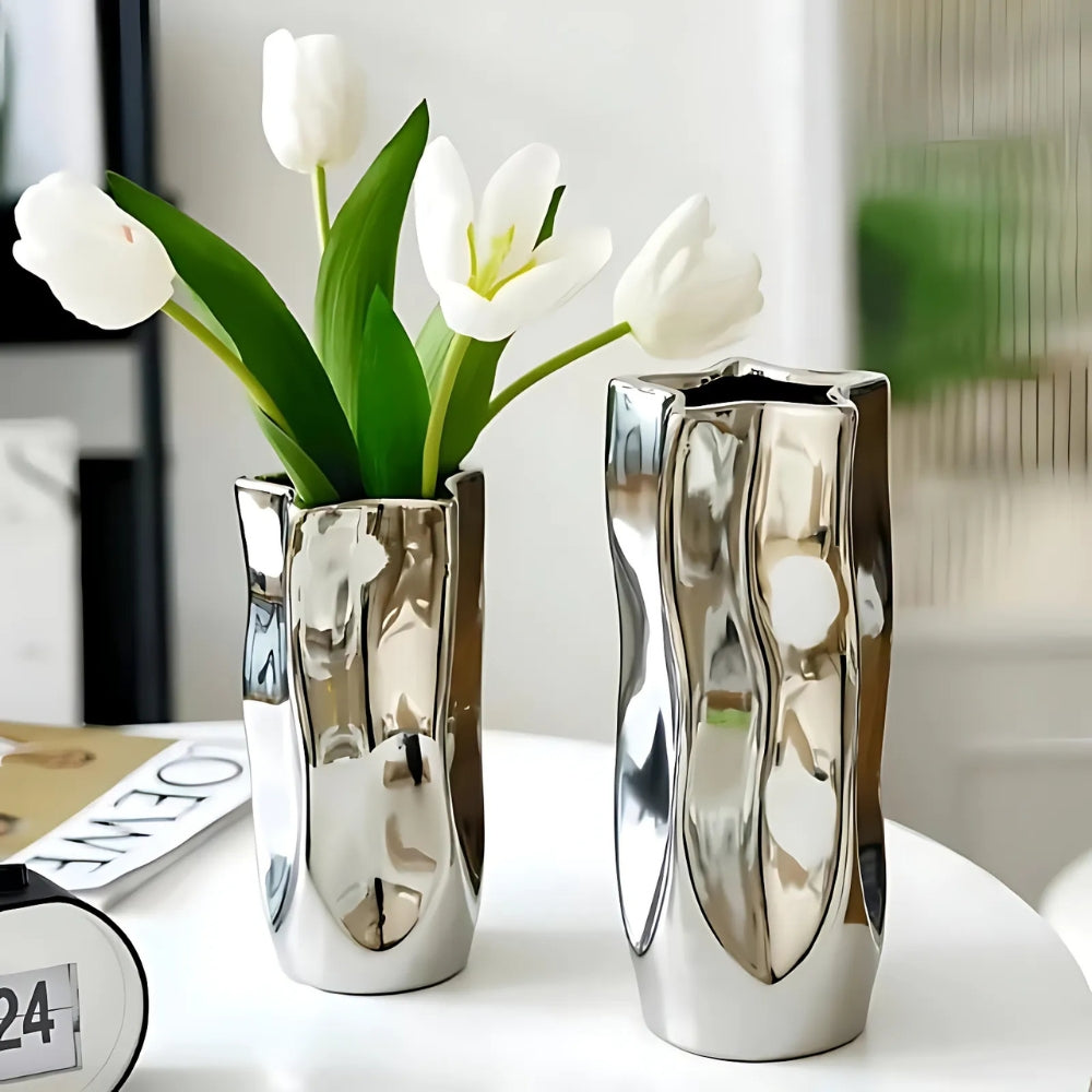 Nova Minimalist Ceramic Flower Vase — product detail view