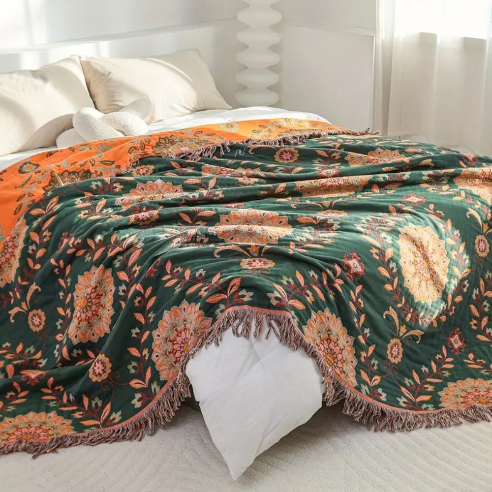 Sunfern Vintage Reversible Cotton Blanket — product feature detail