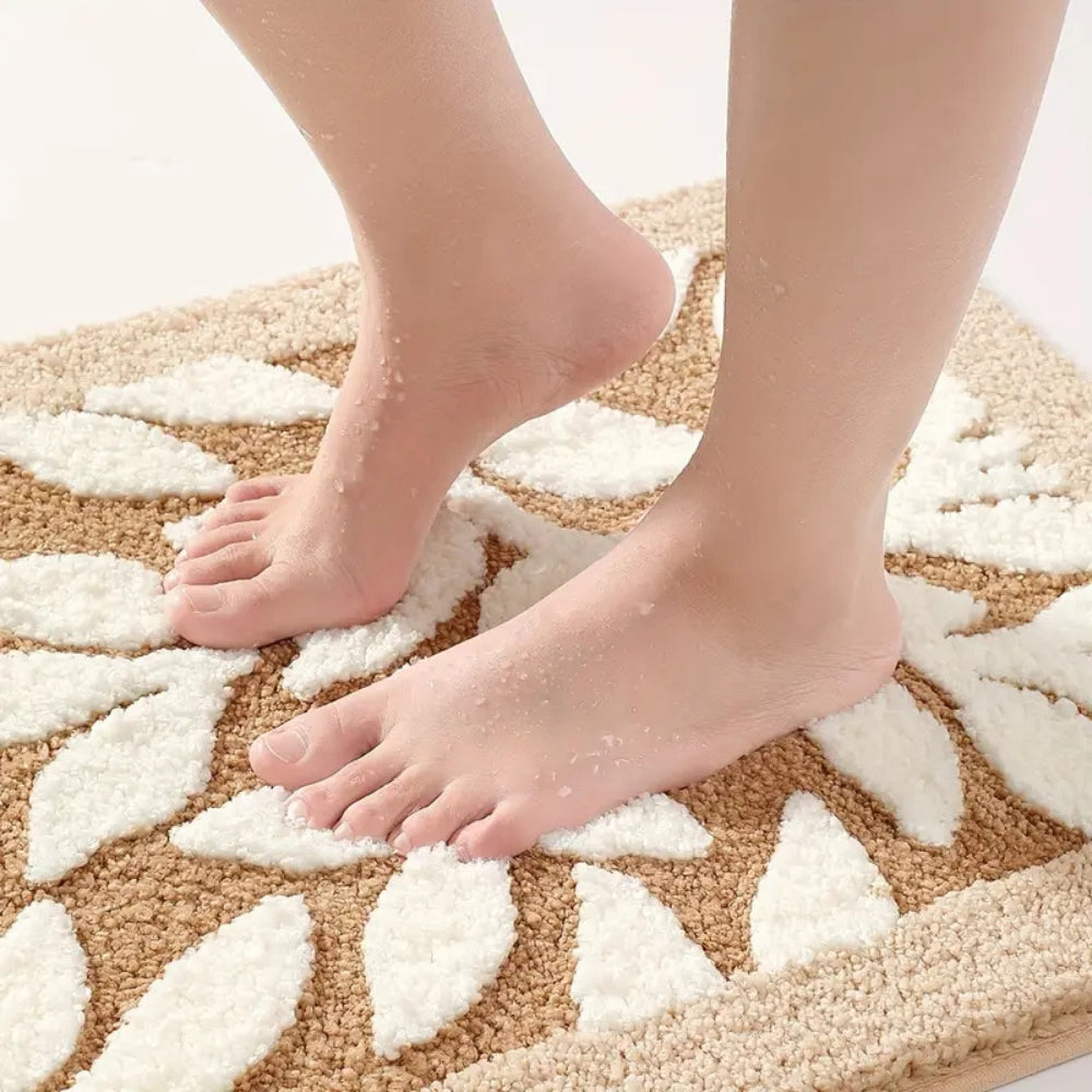 Zyphire Leaf Pattern Bath Mat — product detail view