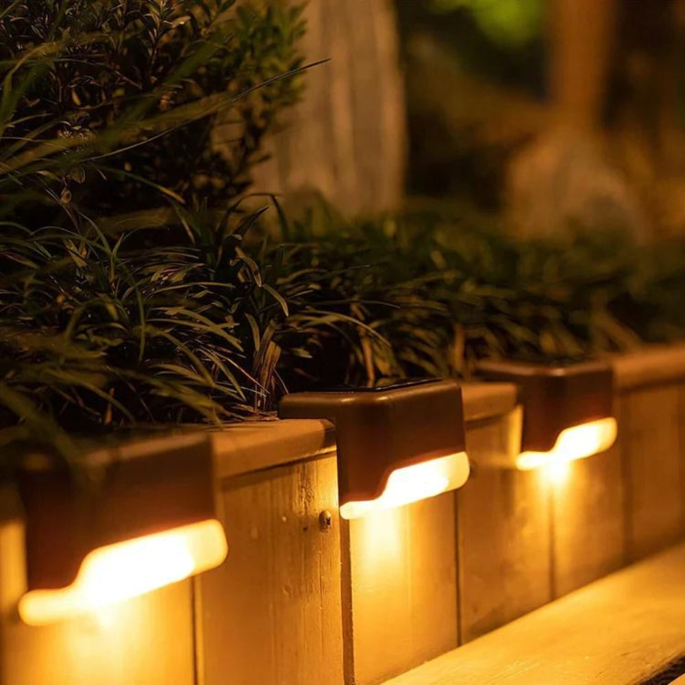 Solar Fences Light — main product photo