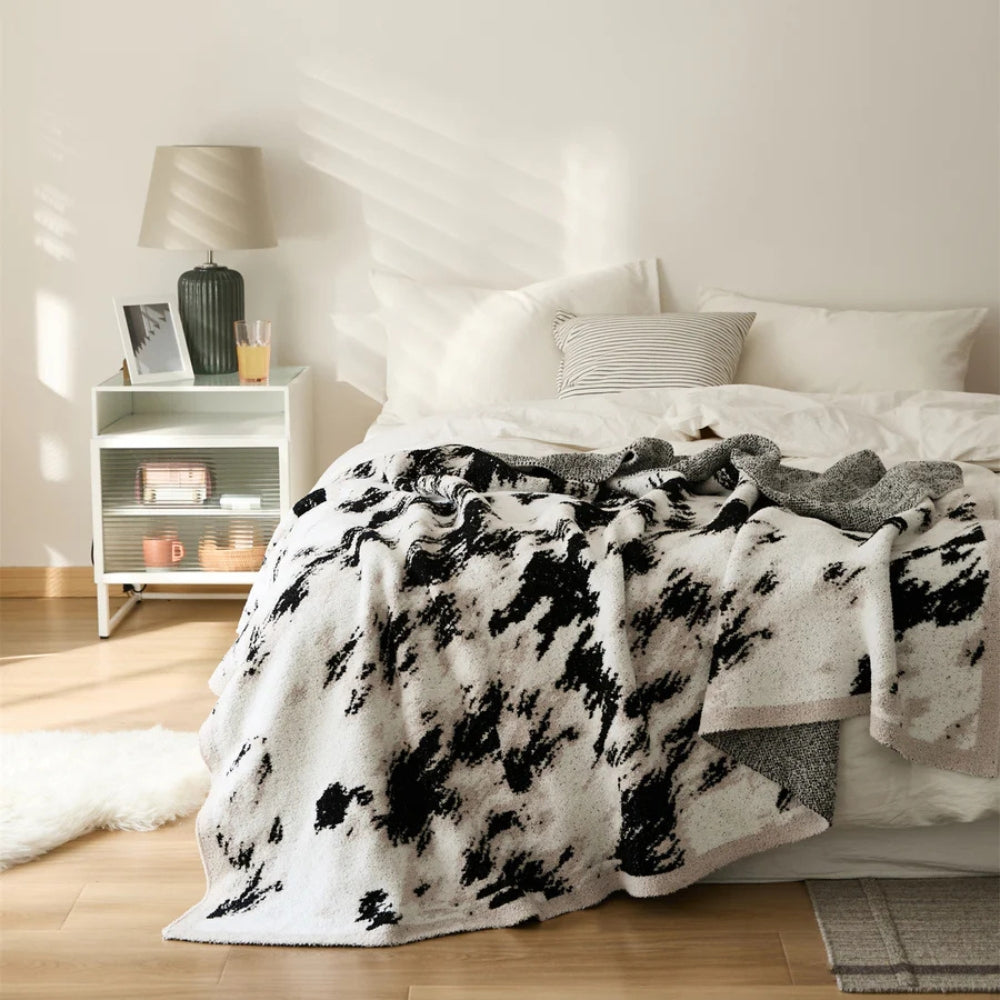Velora Black White Fuzzy Knit Throw — product close-up