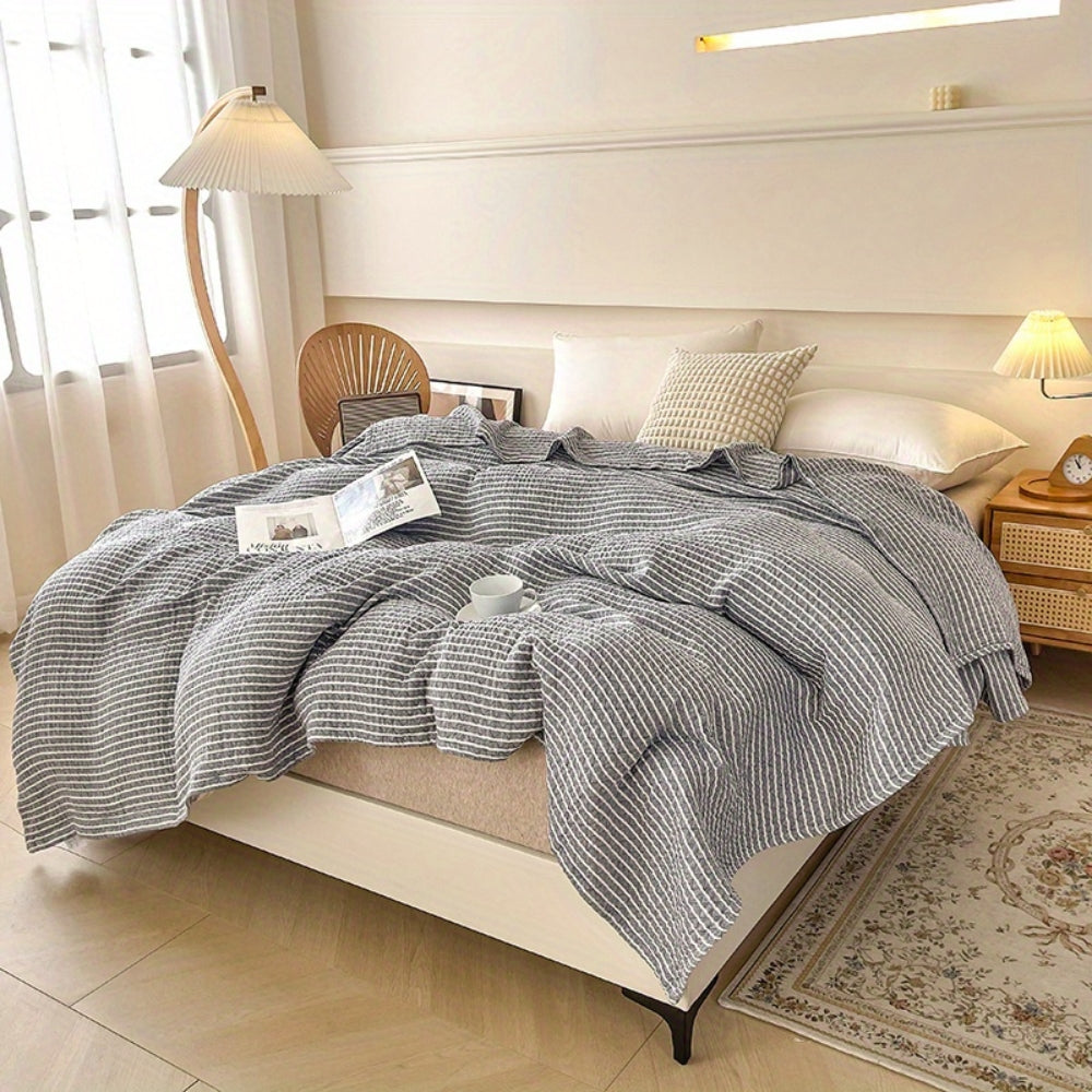 Vinci Contemporary Striped Bed Blanket — main product photo