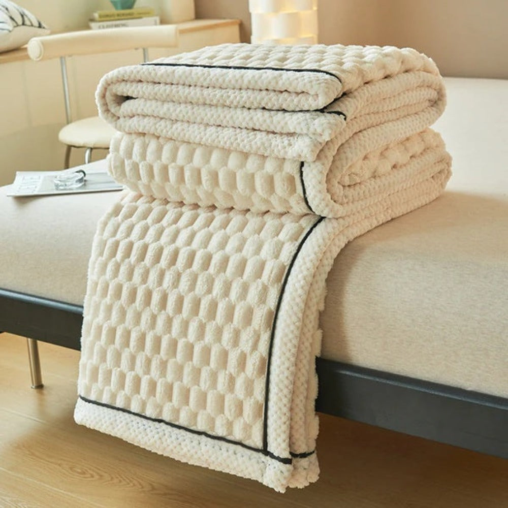 Cloud Cuddle Blanket™️ — product feature detail